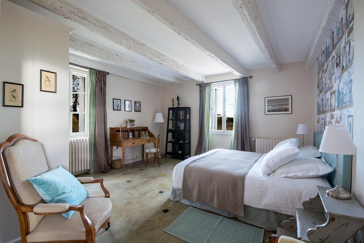 Domaine De Fos Bed & Breakfast Montaren-et-Saint-Mediers Ngoại thất bức ảnh